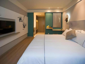 Magnotel Hotel Qionghai Wanquanhe Aihua Road